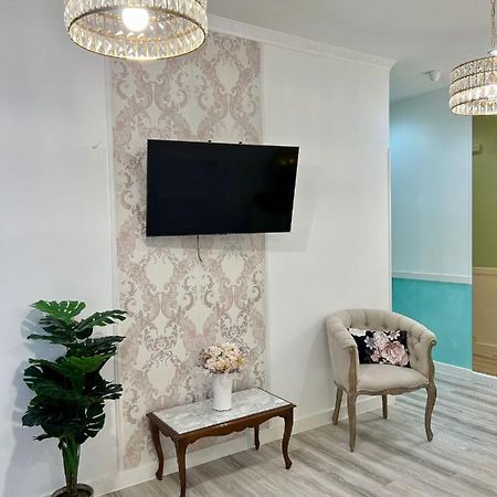Hostal Milan Madrid Esterno foto
