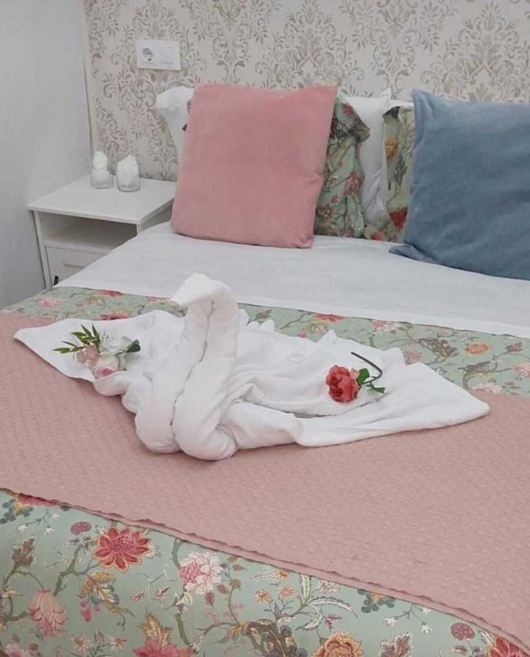 Hostal Milan Madrid Esterno foto